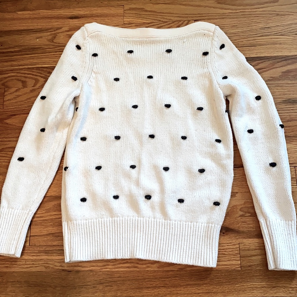 Loft White Sweater with Black Stitching